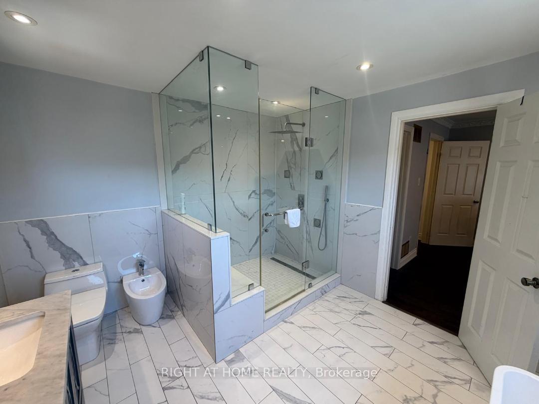 Photo 36 of 31 Northgate Crescent E, Richmond Hill, Bayview Hill — HOMEH