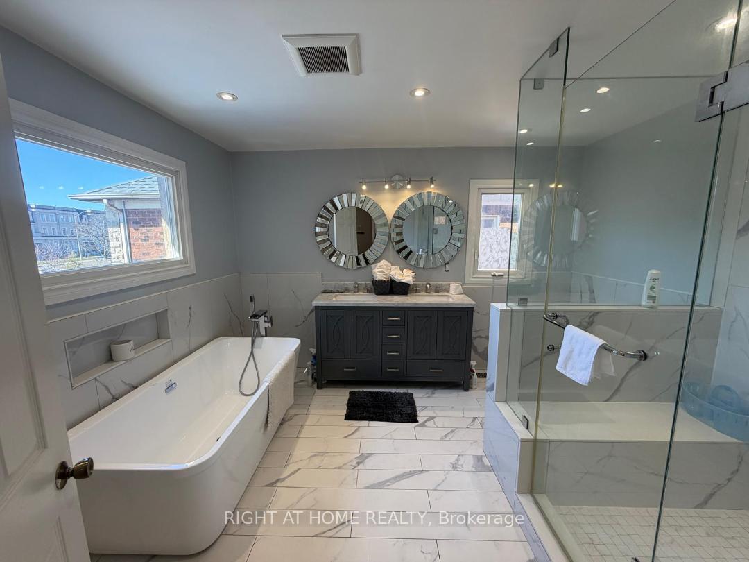 Photo 37 of 31 Northgate Crescent E, Richmond Hill, Bayview Hill — HOMEH