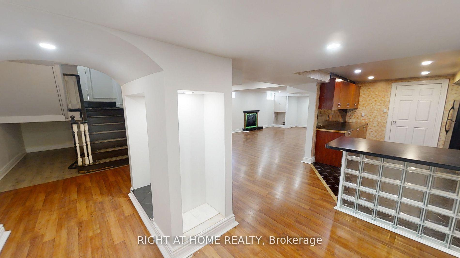 Photo 45 of 31 Northgate Crescent E, Richmond Hill, Bayview Hill — HOMEH