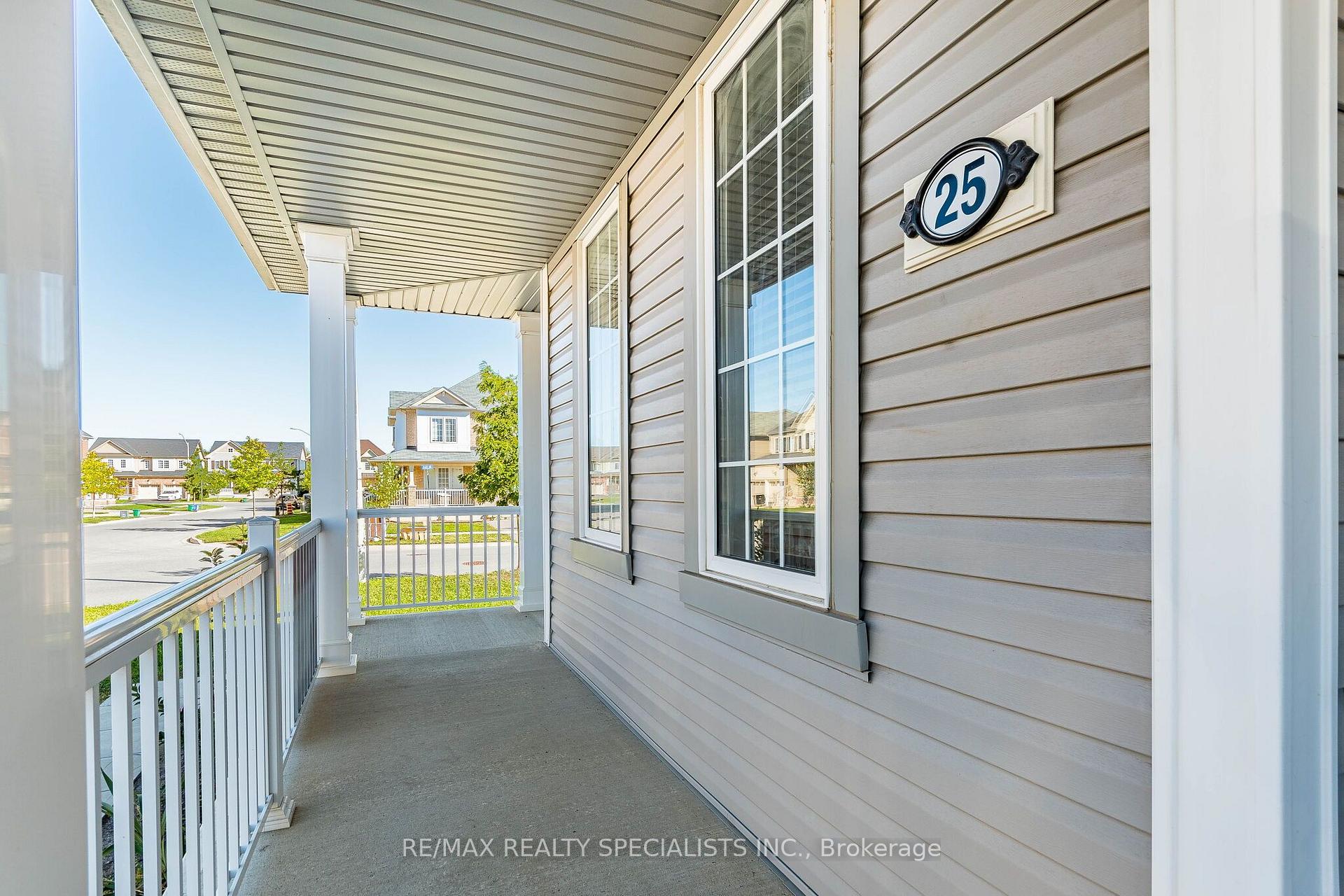 Photo 5 of 25 Cloy Drive, Thorold, Hurricane/Merrittville — HOMEH
