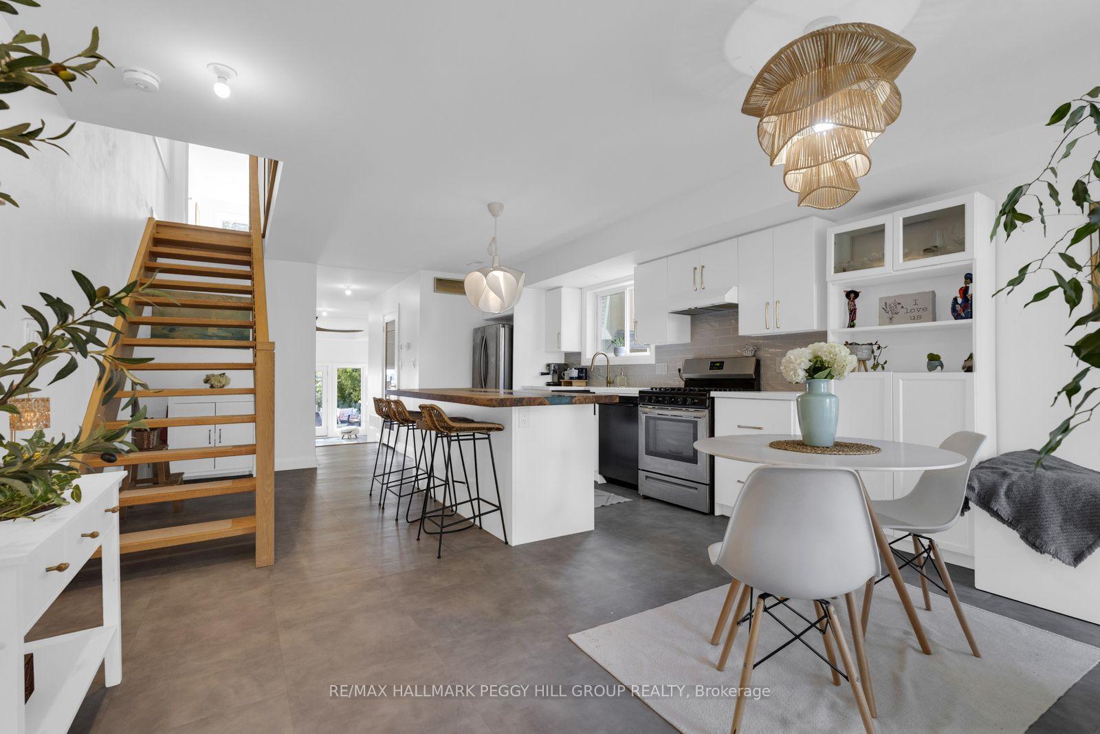 Photo 4 of 825 Adams Road, Innisfil, Alcona — HOMEH