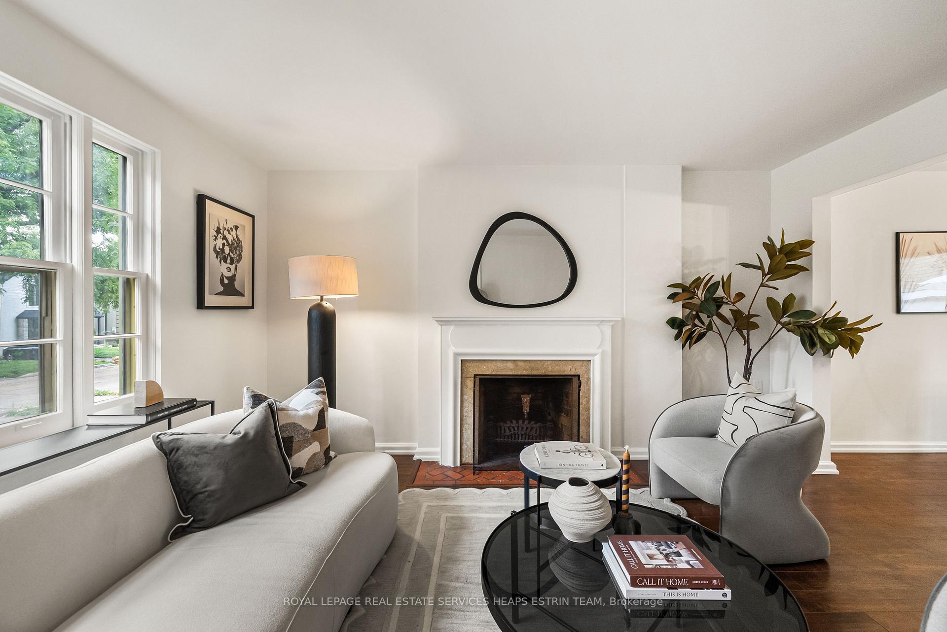 Photo 4 of 41 Fairfield Road, Toronto, Mount Pleasant East — HOMEH