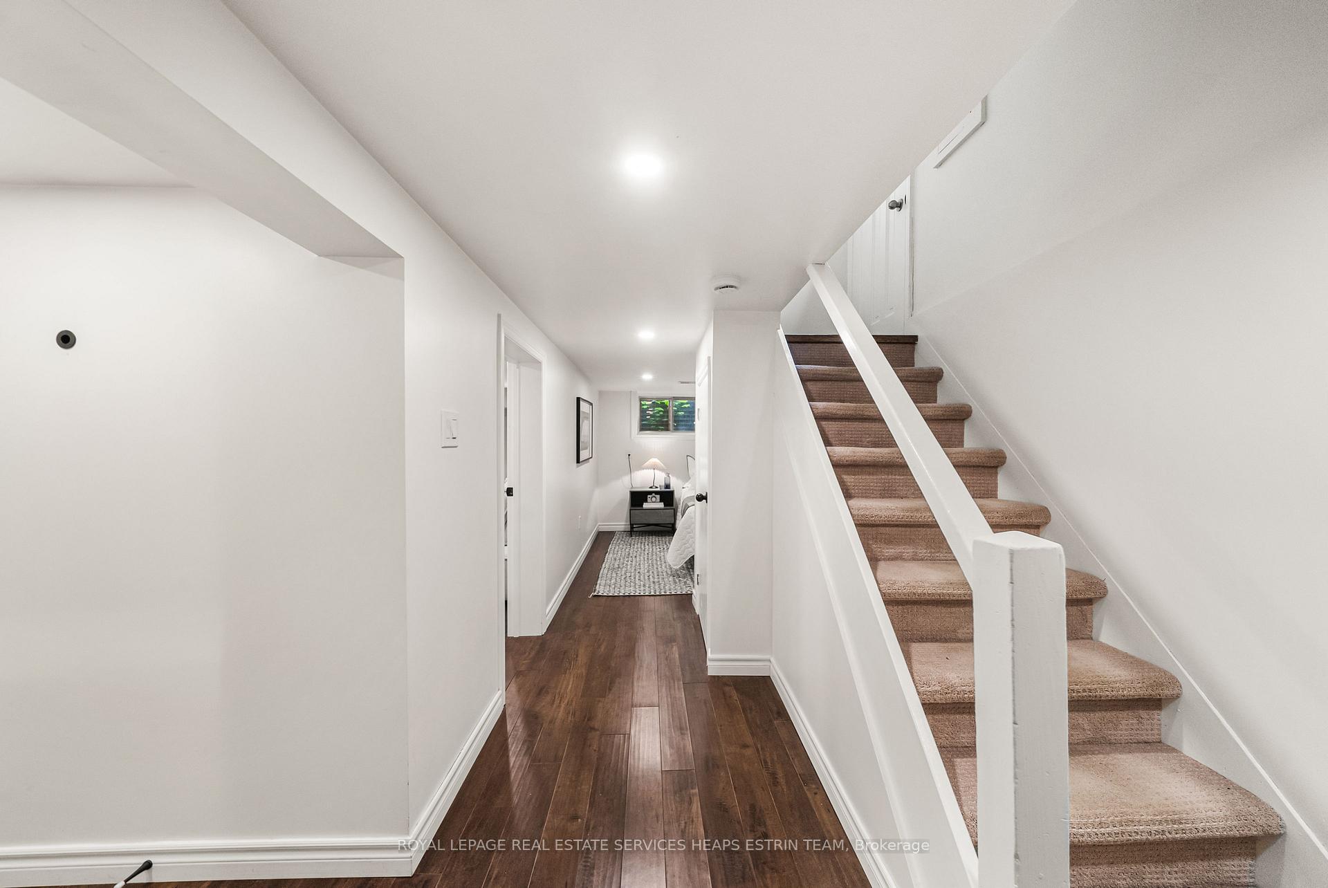 Photo 23 of 41 Fairfield Road, Toronto, Mount Pleasant East — HOMEH