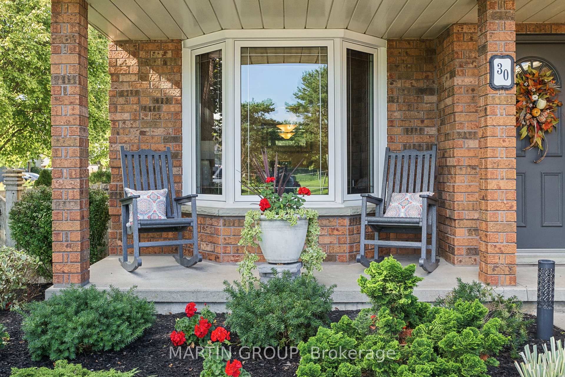 Photo 9 of 30 Donly Drive S, Norfolk, Simcoe — HOMEH