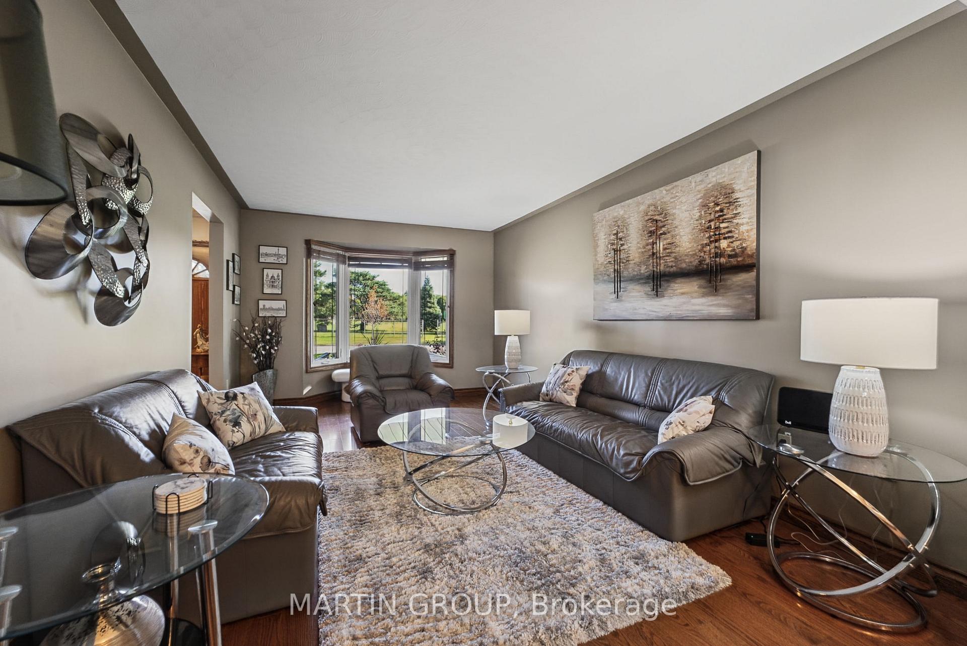 Photo 14 of 30 Donly Drive S, Norfolk, Simcoe — HOMEH