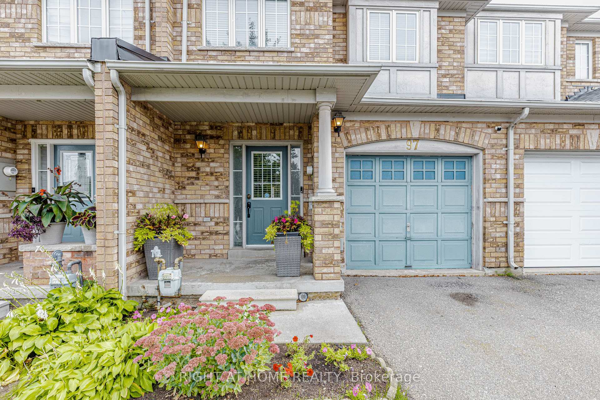 Photo 2 of 97 Timbertop Crescent, Brampton, Sandringham-Wellington — HOMEH