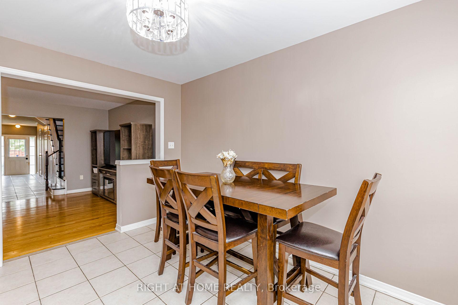Photo 14 of 97 Timbertop Crescent, Brampton, Sandringham-Wellington — HOMEH
