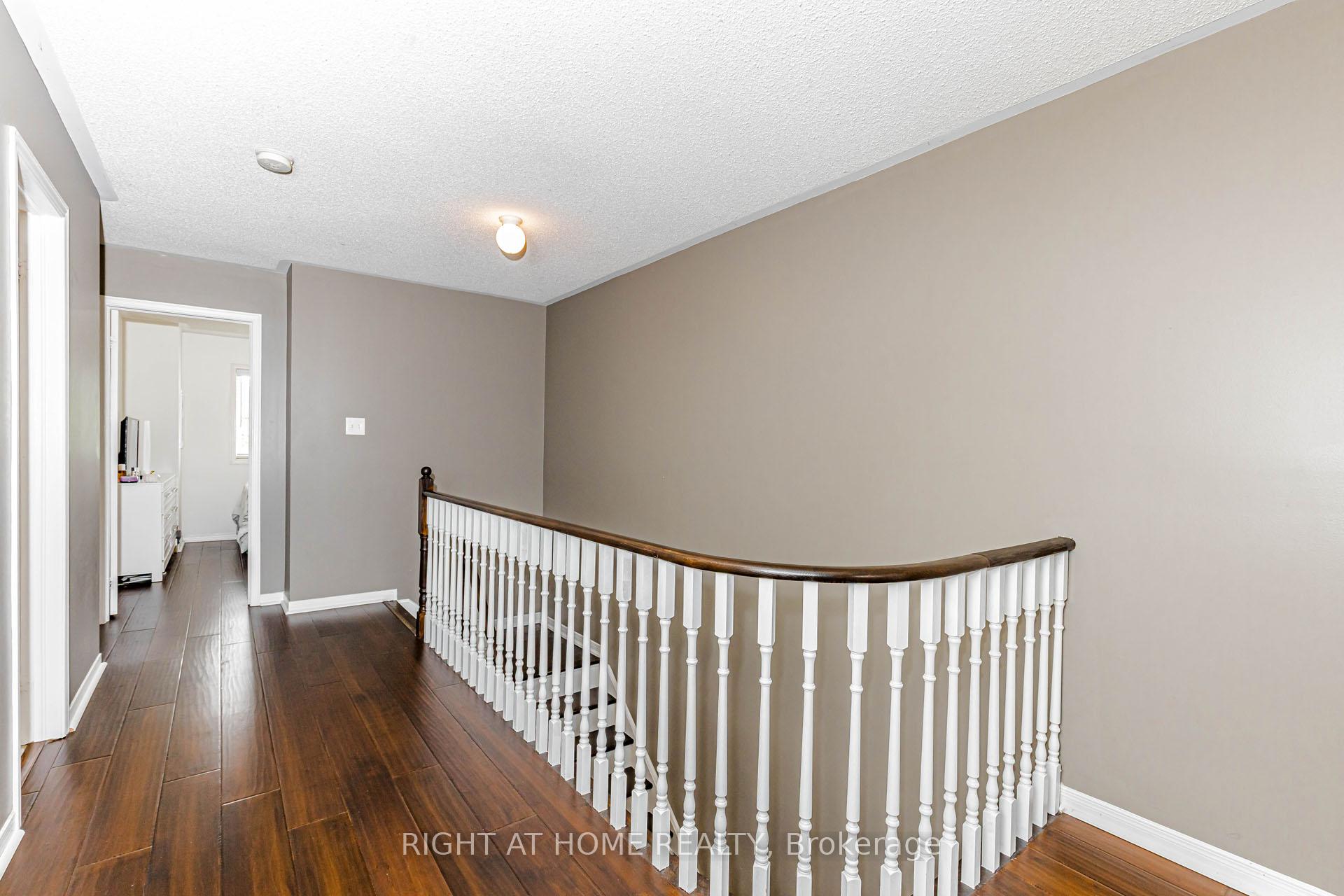 Photo 22 of 97 Timbertop Crescent, Brampton, Sandringham-Wellington — HOMEH