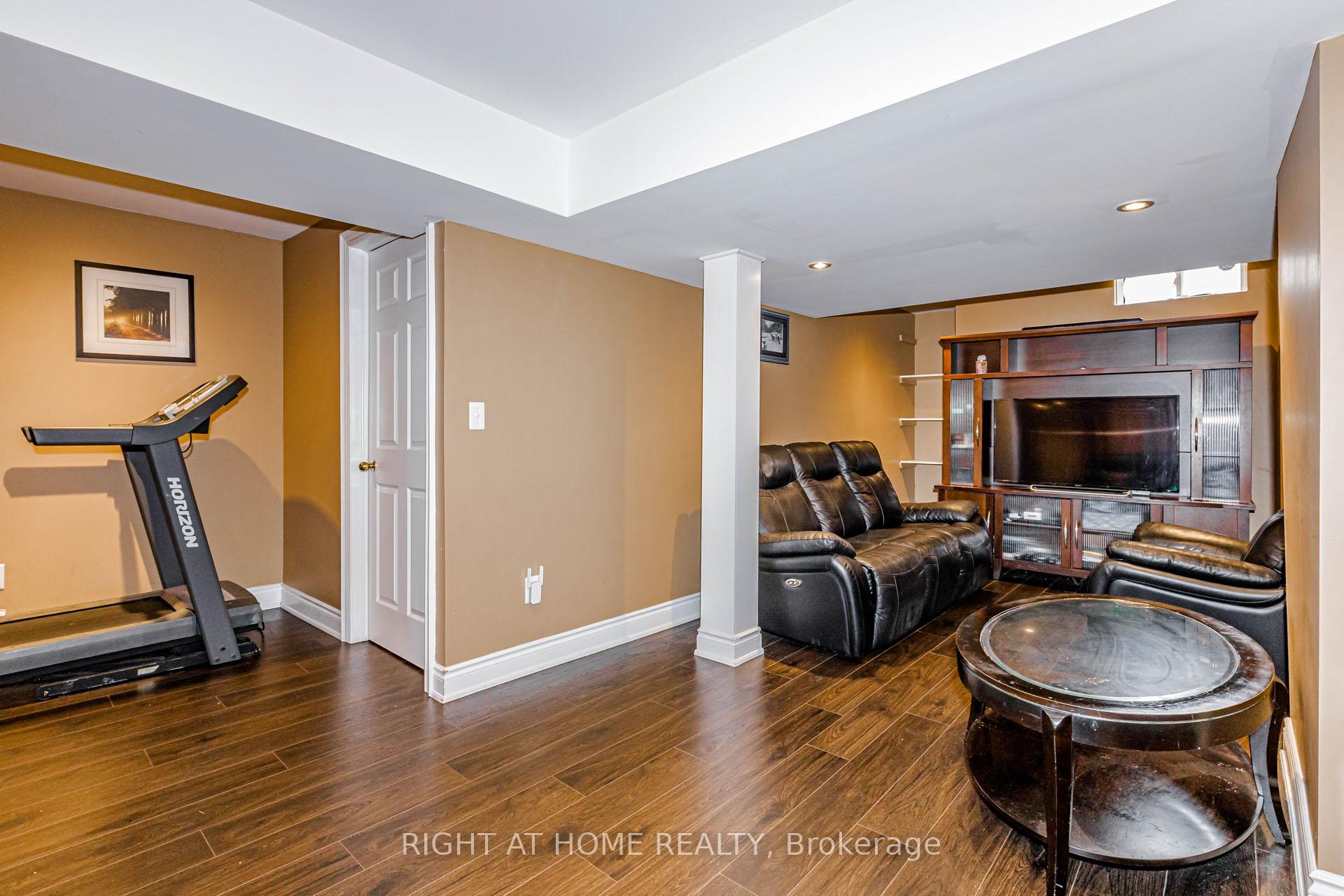 Photo 41 of 97 Timbertop Crescent, Brampton, Sandringham-Wellington — HOMEH