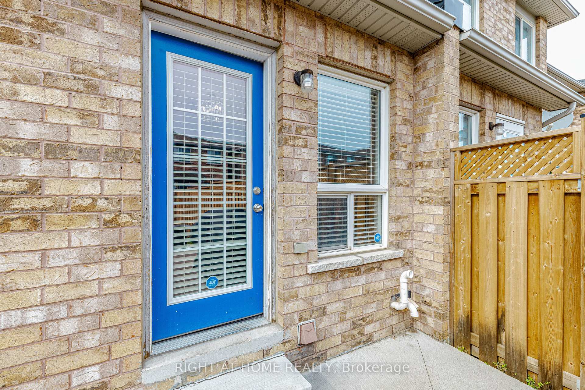 Photo 45 of 97 Timbertop Crescent, Brampton, Sandringham-Wellington — HOMEH