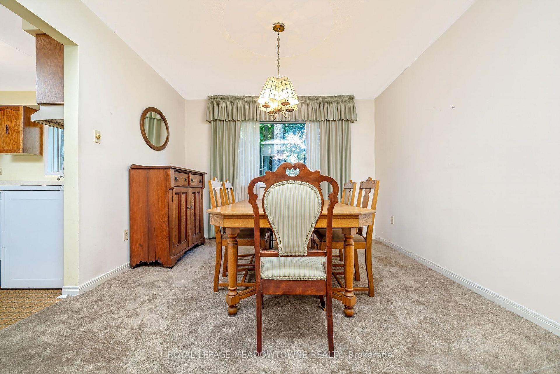 Photo 12 of 12 Mullen Place, Halton Hills, Glen Williams — HOMEH