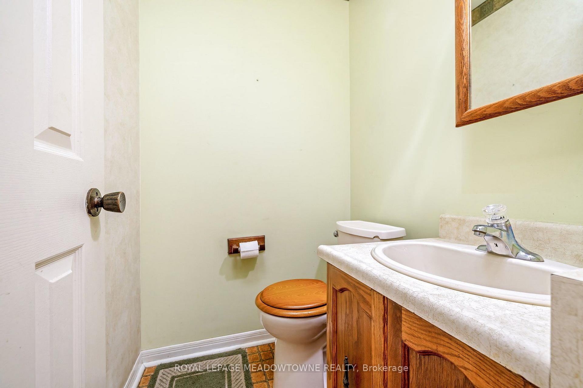 Photo 21 of 12 Mullen Place, Halton Hills, Glen Williams — HOMEH