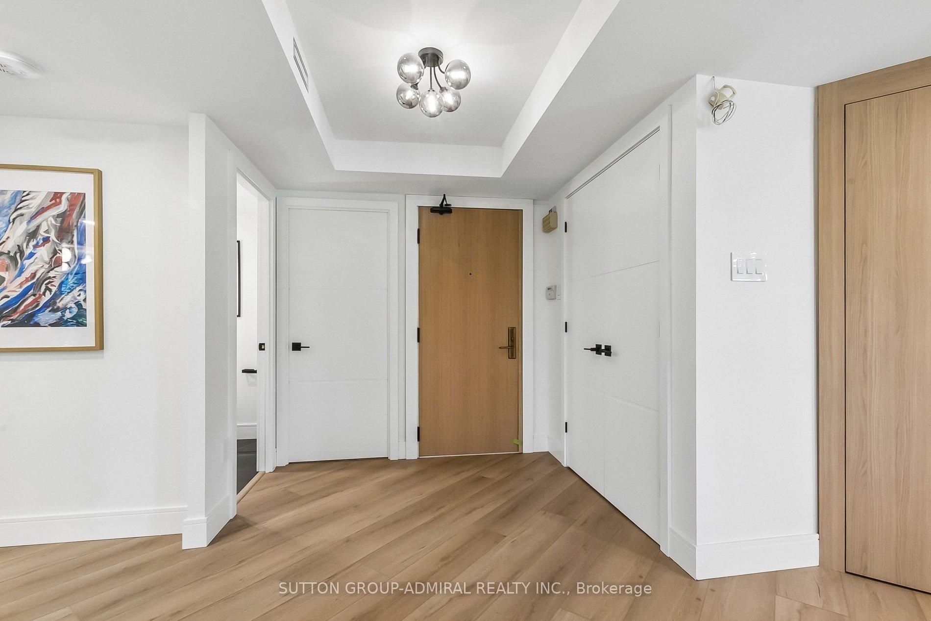 Photo 3 of Unit 301, 3900 Yonge Street, Toronto, Bedford Park-Nortown — HOMEH