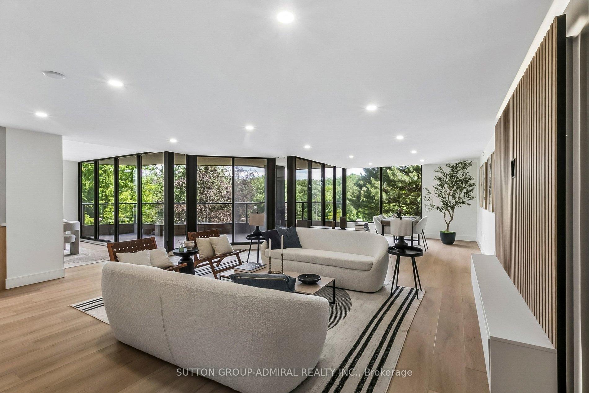 Photo 5 of Unit 301, 3900 Yonge Street, Toronto, Bedford Park-Nortown — HOMEH