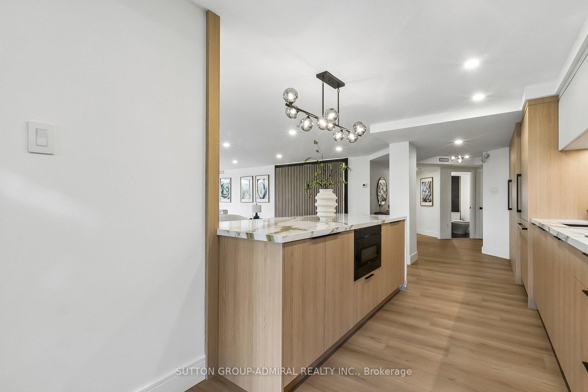 Photo 31 of Unit 301, 3900 Yonge Street, Toronto, Bedford Park-Nortown — HOMEH