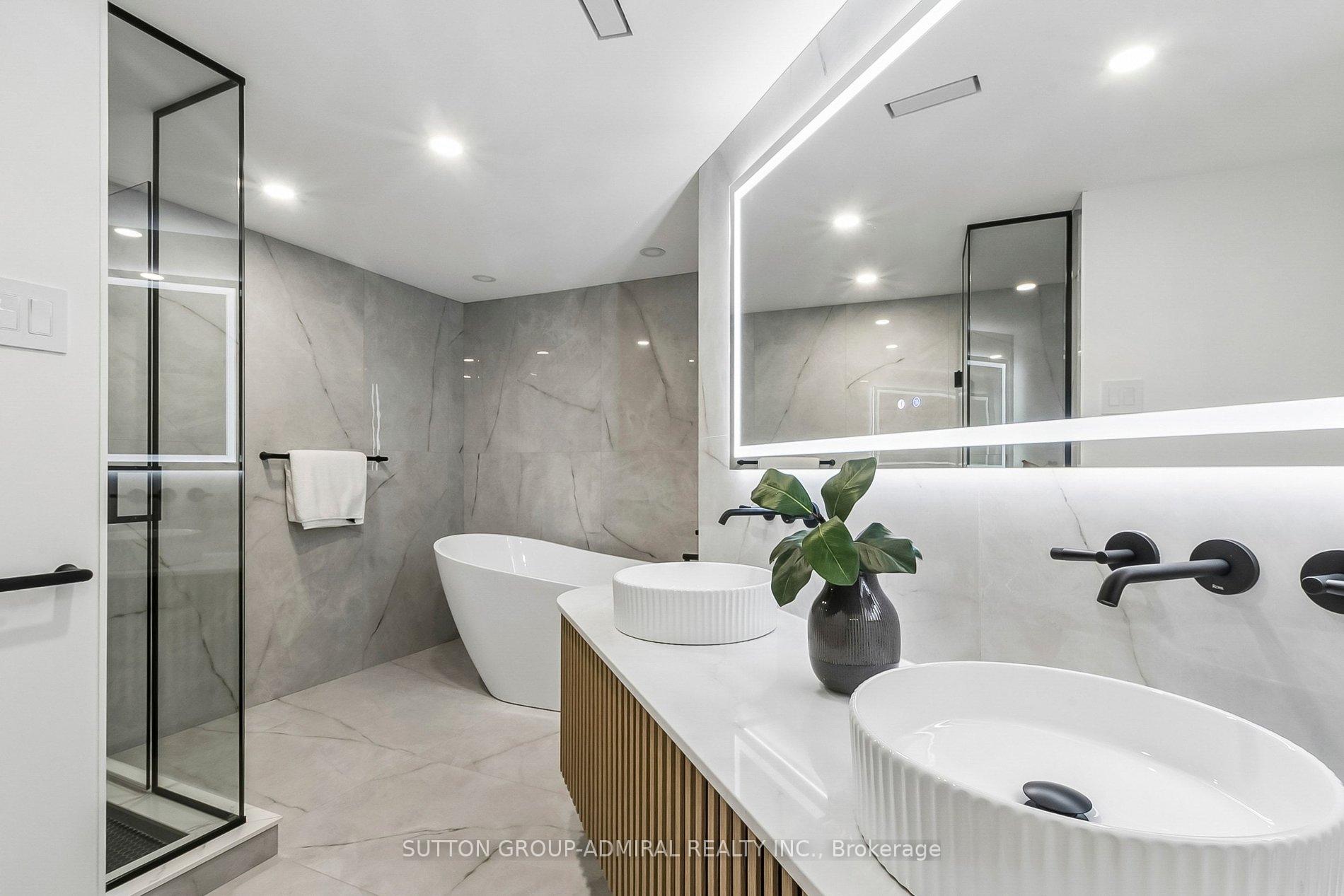 Photo 39 of Unit 301, 3900 Yonge Street, Toronto, Bedford Park-Nortown — HOMEH