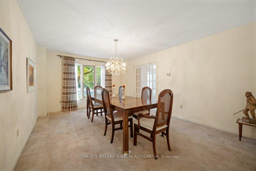 Photo 8 of 104 Cambridge Crescent, Richmond Hill, South Richvale — HOMEH