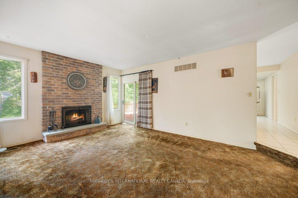 Photo 13 of 104 Cambridge Crescent, Richmond Hill, South Richvale — HOMEH