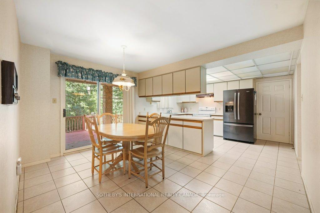 Photo 17 of 104 Cambridge Crescent, Richmond Hill, South Richvale — HOMEH