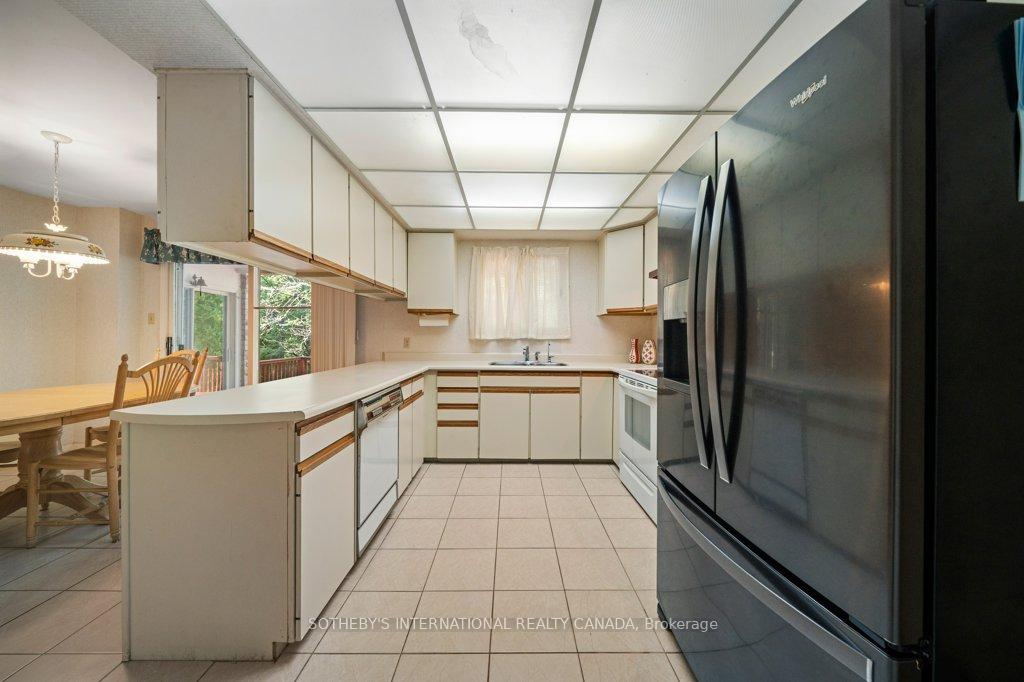 Photo 19 of 104 Cambridge Crescent, Richmond Hill, South Richvale — HOMEH