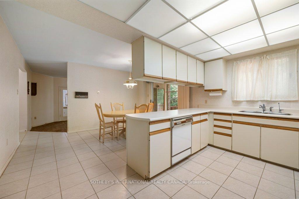 Photo 21 of 104 Cambridge Crescent, Richmond Hill, South Richvale — HOMEH