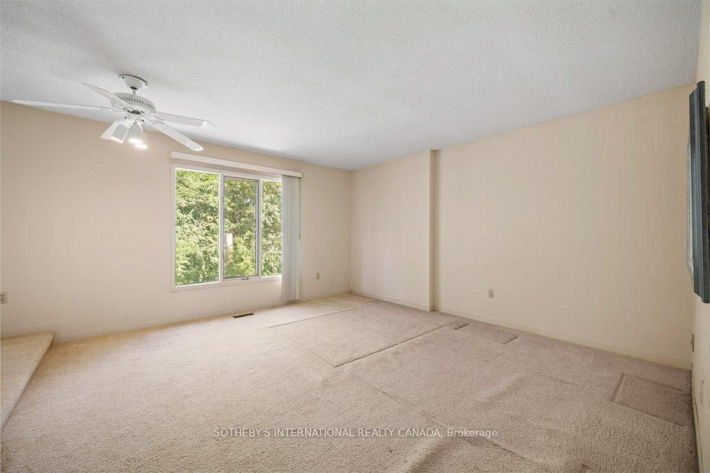 Photo 24 of 104 Cambridge Crescent, Richmond Hill, South Richvale — HOMEH