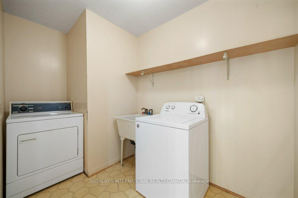 Photo 34 of 104 Cambridge Crescent, Richmond Hill, South Richvale — HOMEH