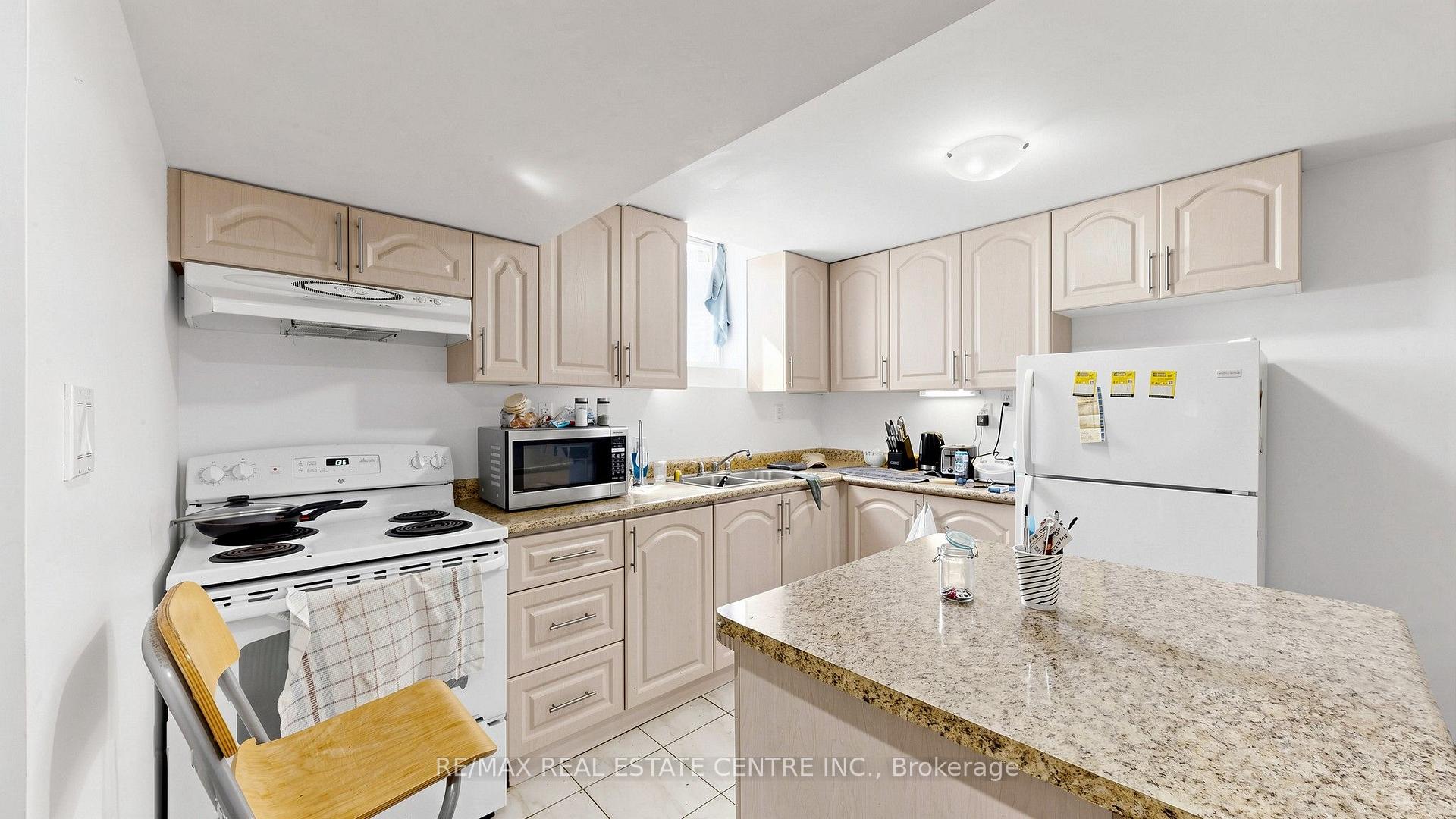 Photo 36 of 30 Culture Crescent, Brampton, Fletcher's Creek Village — HOMEH