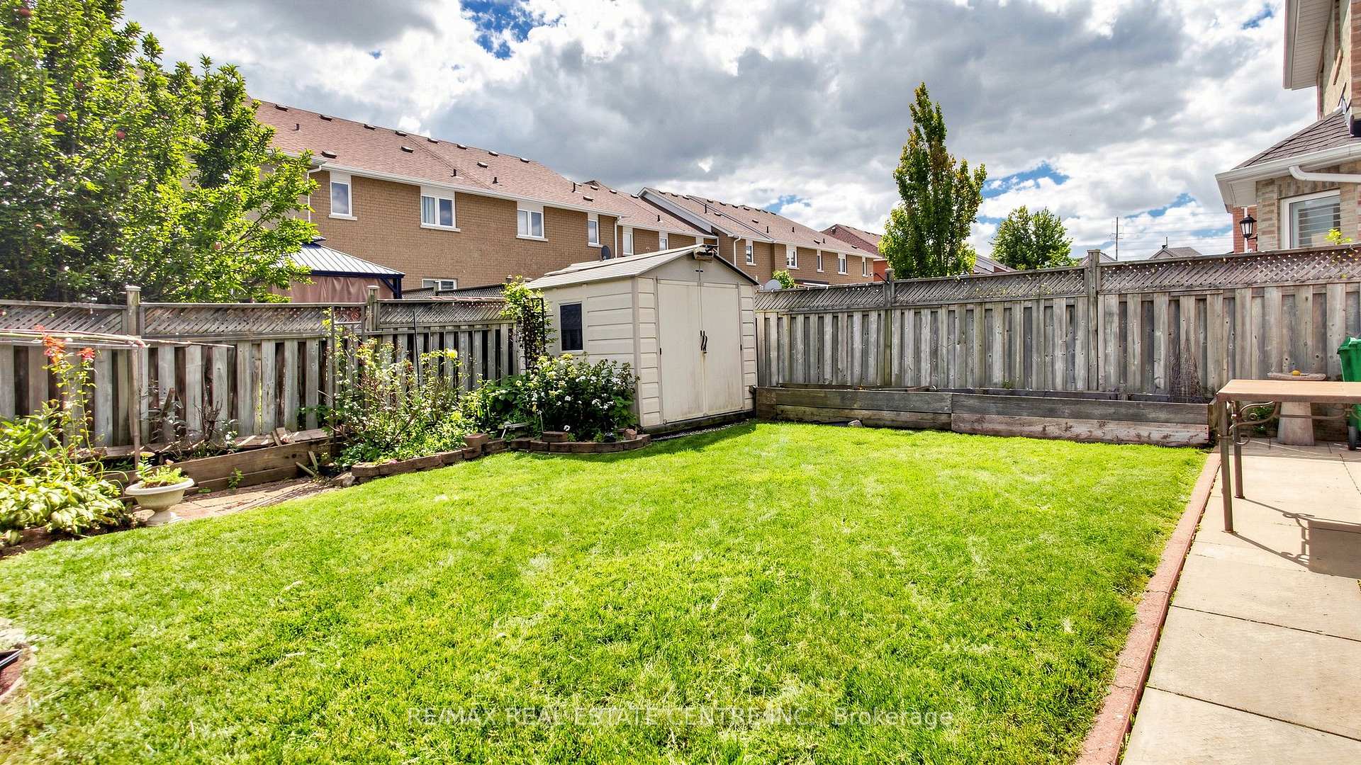 Photo 46 of 30 Culture Crescent, Brampton, Fletcher's Creek Village — HOMEH