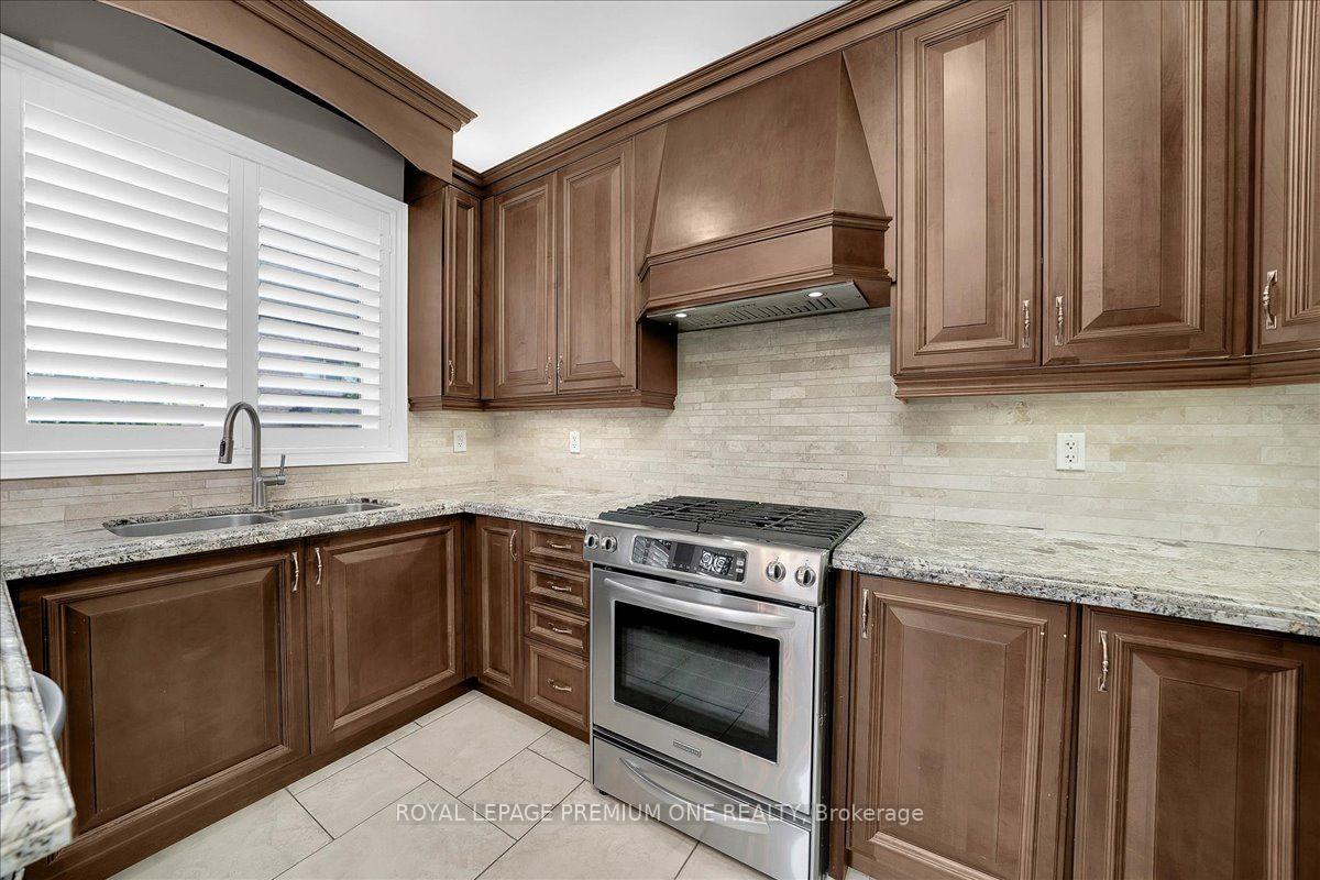 Photo 19 of 67 Stanton Avenue, Vaughan, Vellore Village — HOMEH