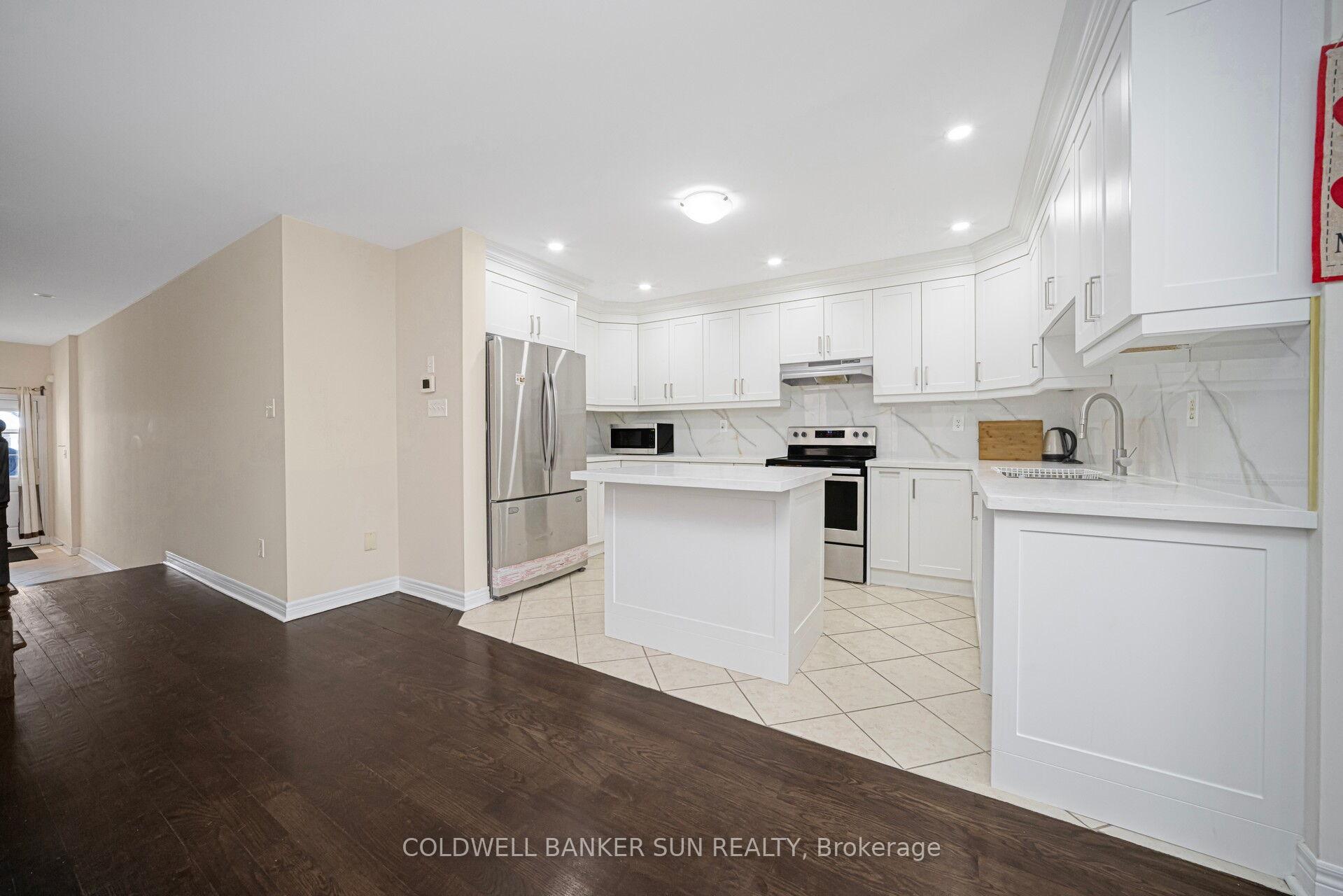 Photo 10 of 146 Crystalview Crescent, Brampton, Bram East — HOMEH