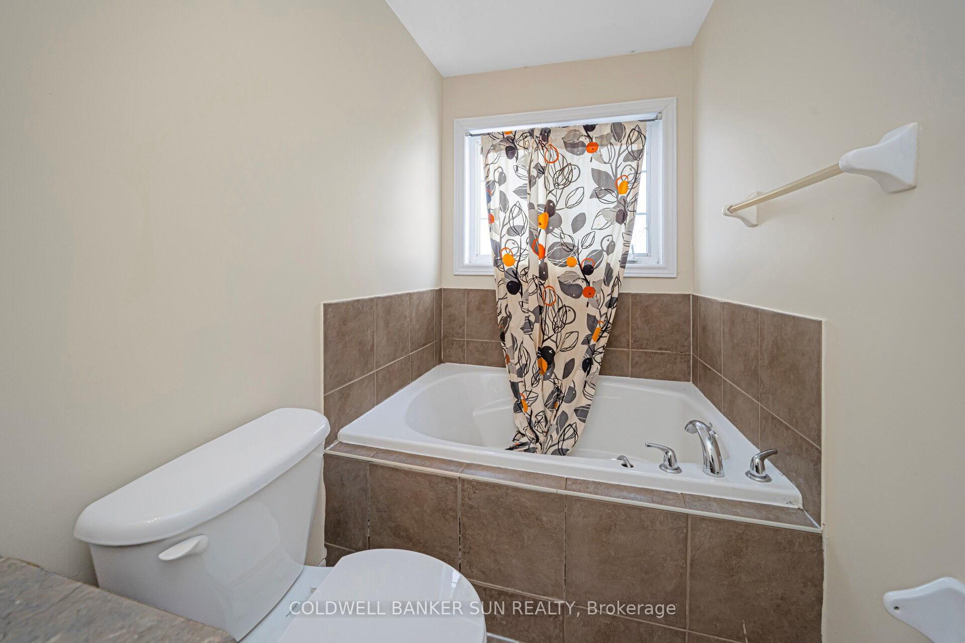 Photo 22 of 146 Crystalview Crescent, Brampton, Bram East — HOMEH