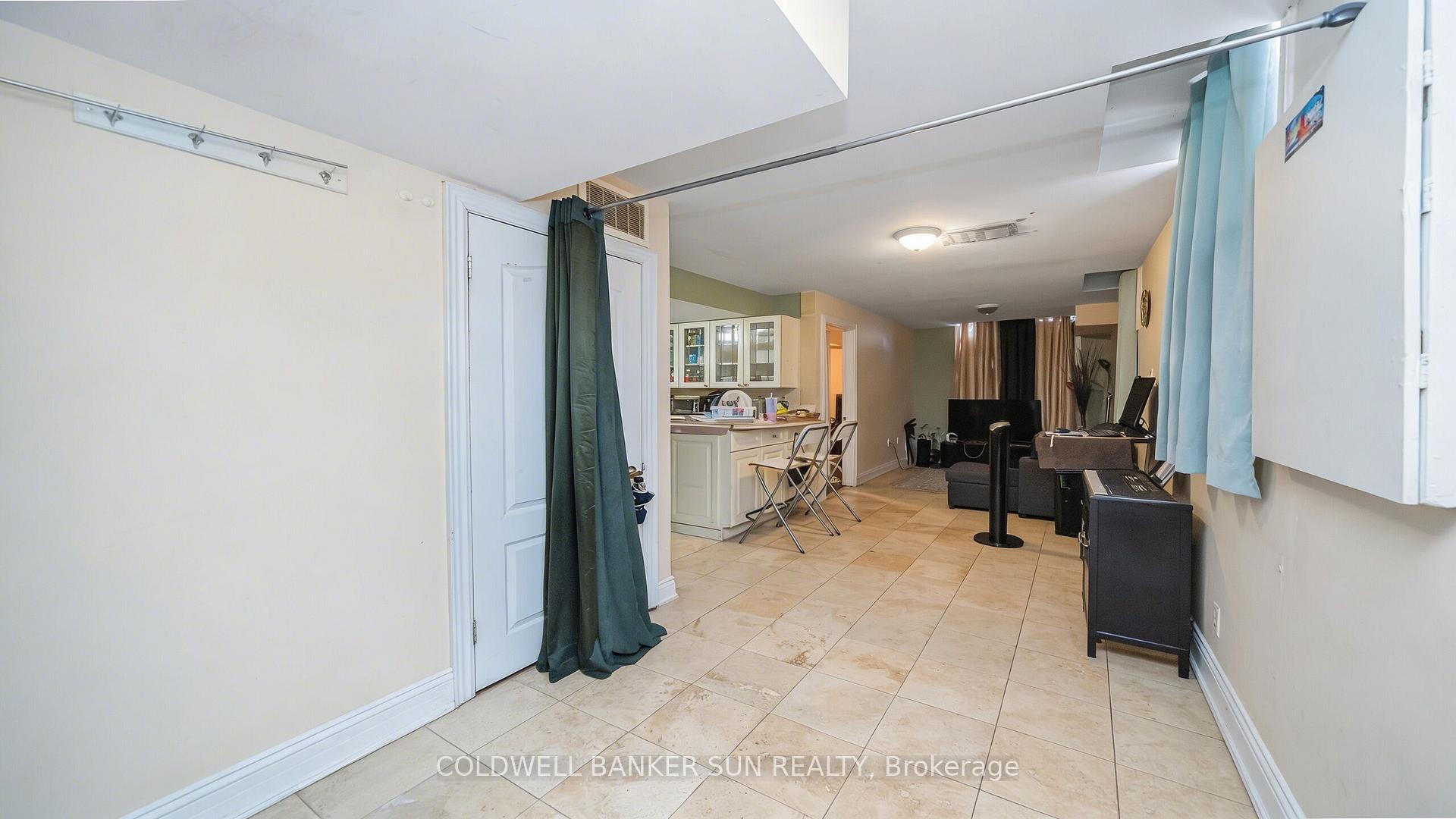 Photo 33 of 146 Crystalview Crescent, Brampton, Bram East — HOMEH