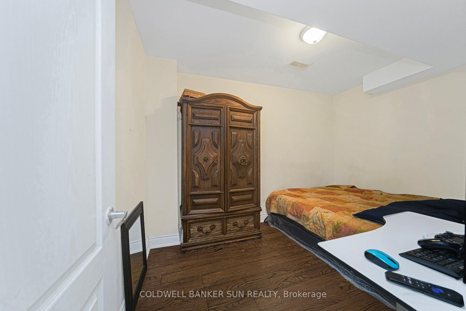Photo 37 of 146 Crystalview Crescent, Brampton, Bram East — HOMEH