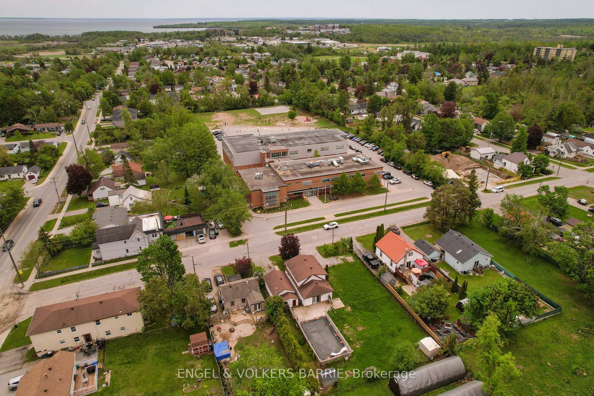 Photo 32 of 8 George Street N, Orillia — HOMEH