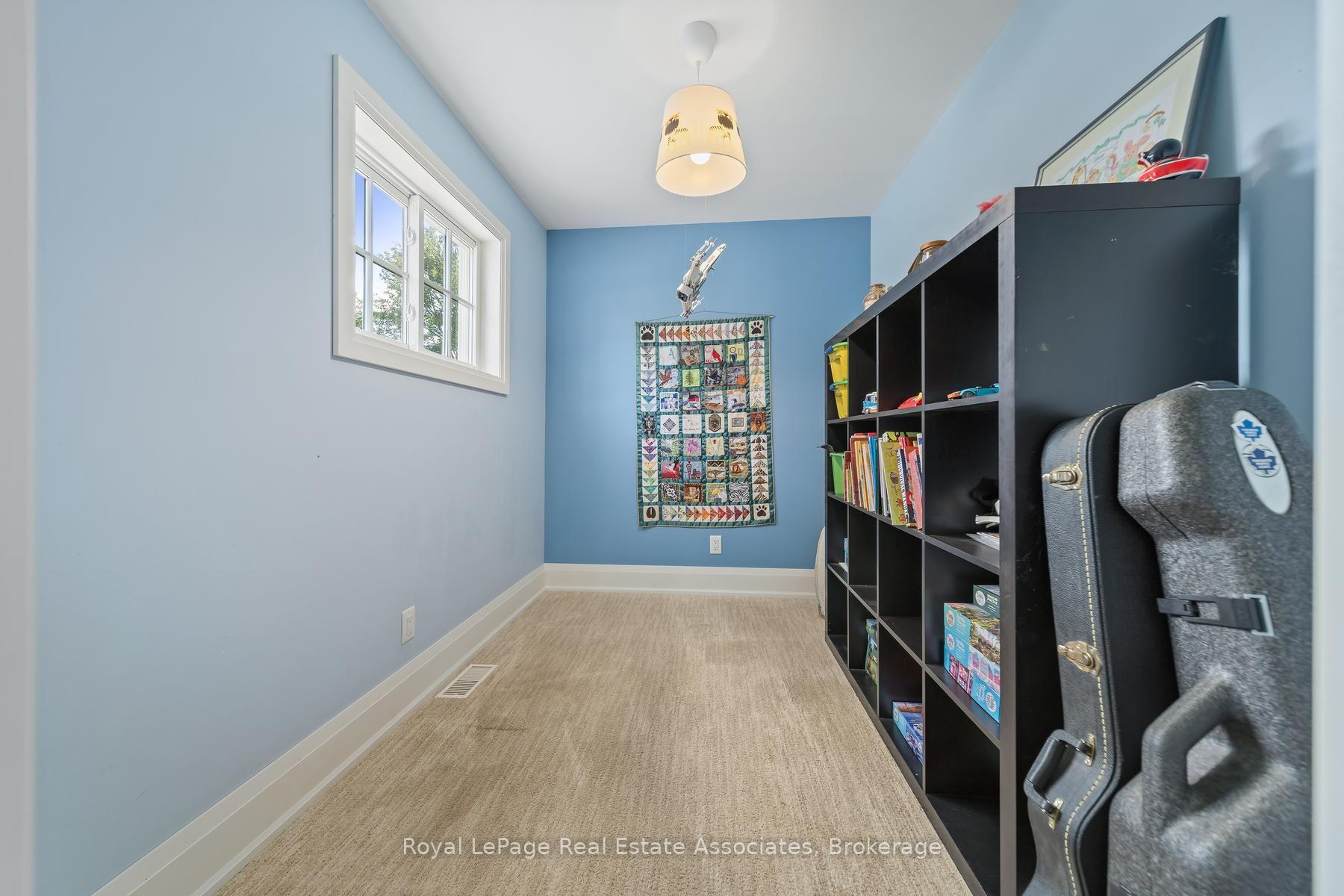 Photo 24 of 16 Wildwood Road, Halton Hills, Glen Williams — HOMEH