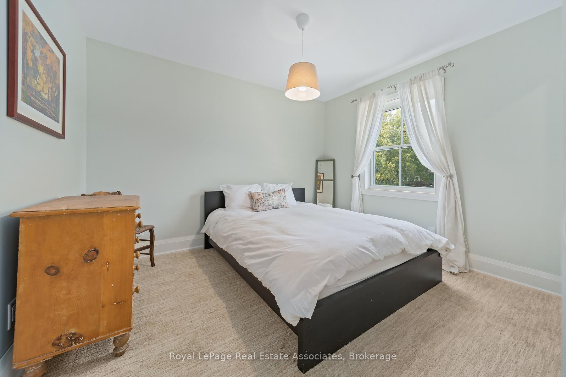 Photo 27 of 16 Wildwood Road, Halton Hills, Glen Williams — HOMEH