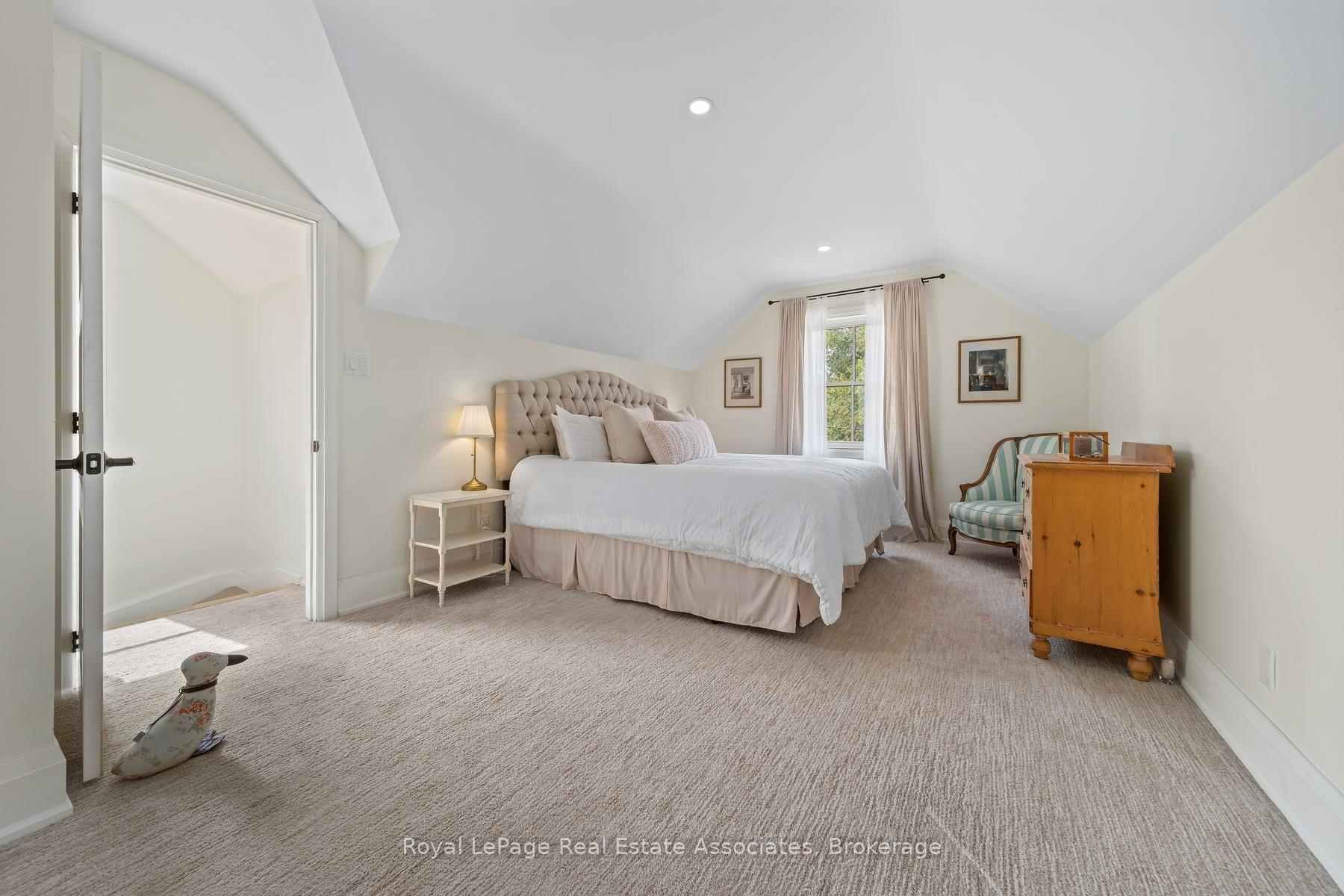Photo 30 of 16 Wildwood Road, Halton Hills, Glen Williams — HOMEH
