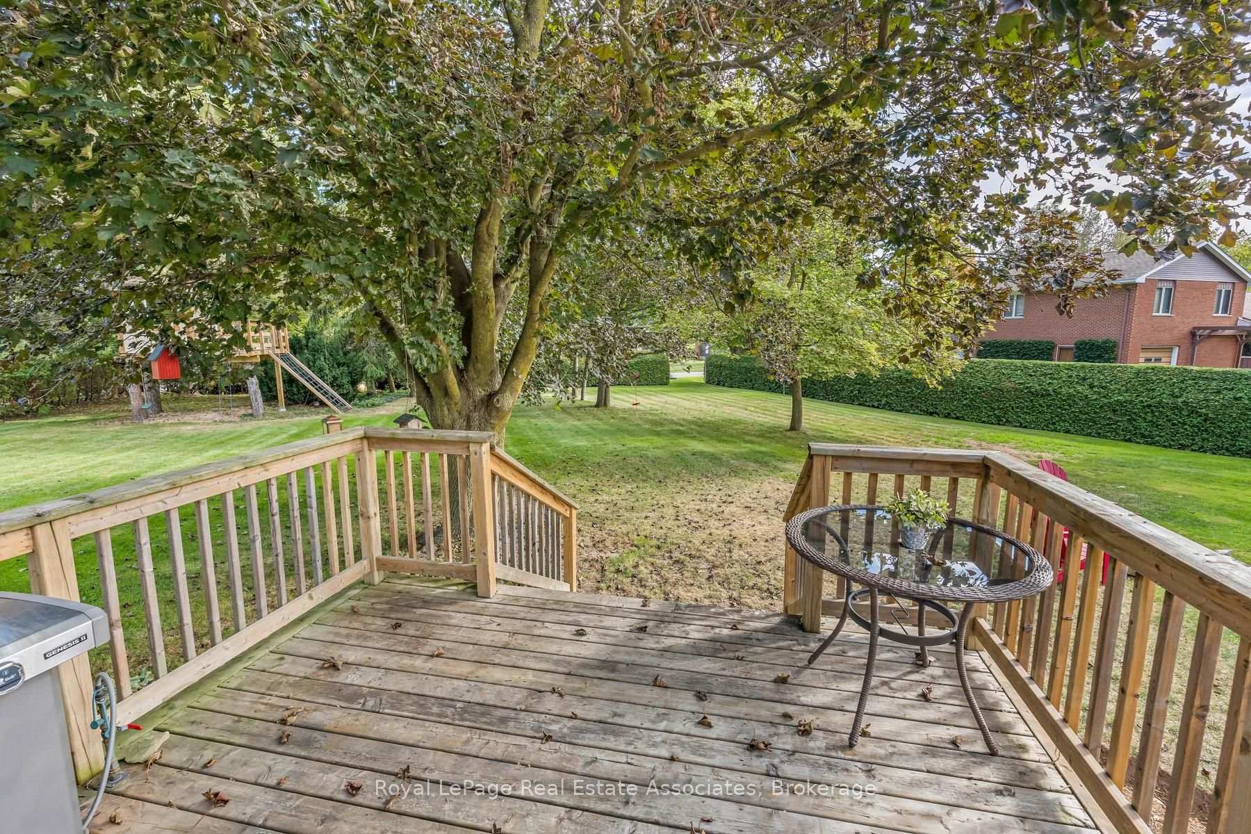 Photo 38 of 16 Wildwood Road, Halton Hills, Glen Williams — HOMEH