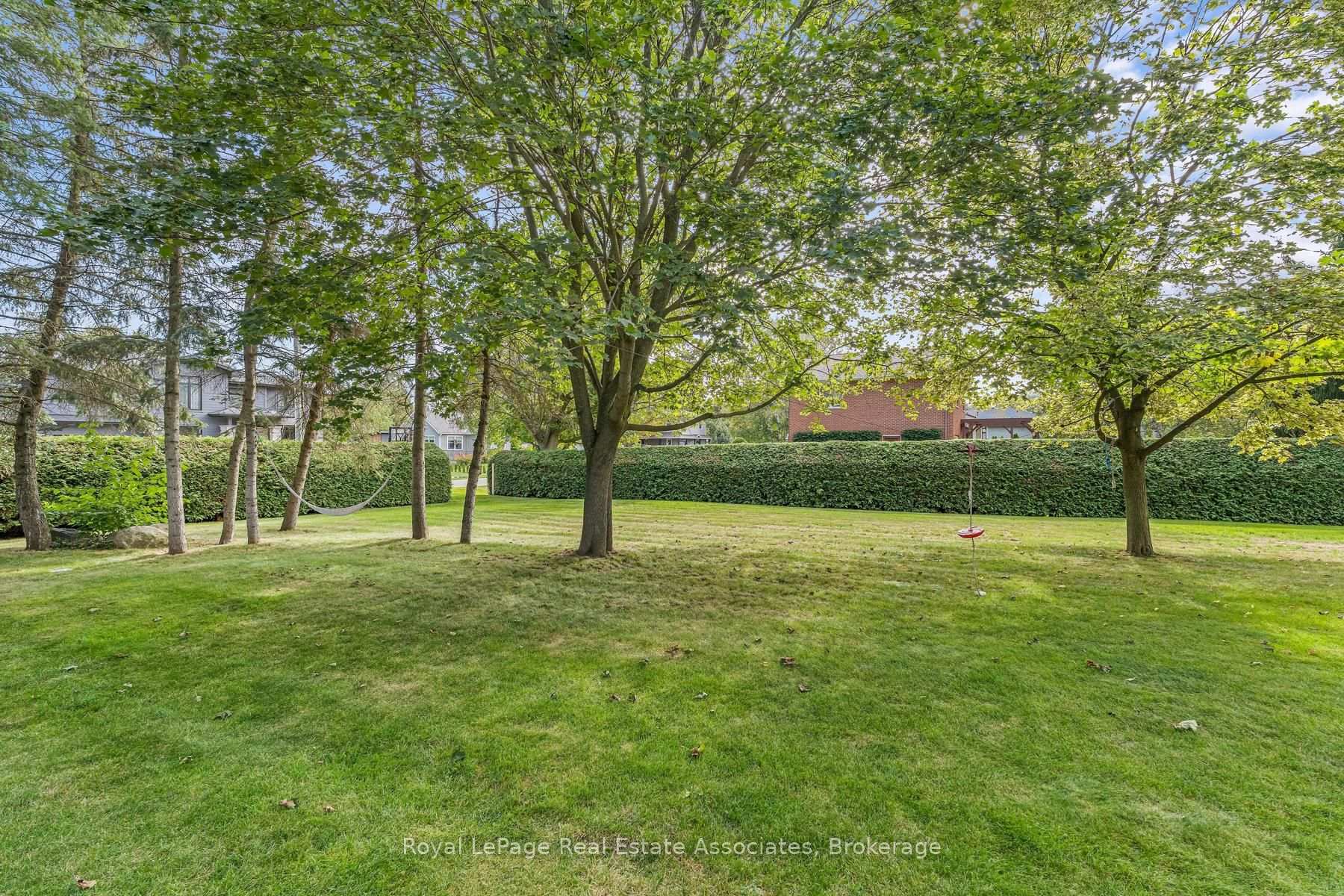 Photo 43 of 16 Wildwood Road, Halton Hills, Glen Williams — HOMEH