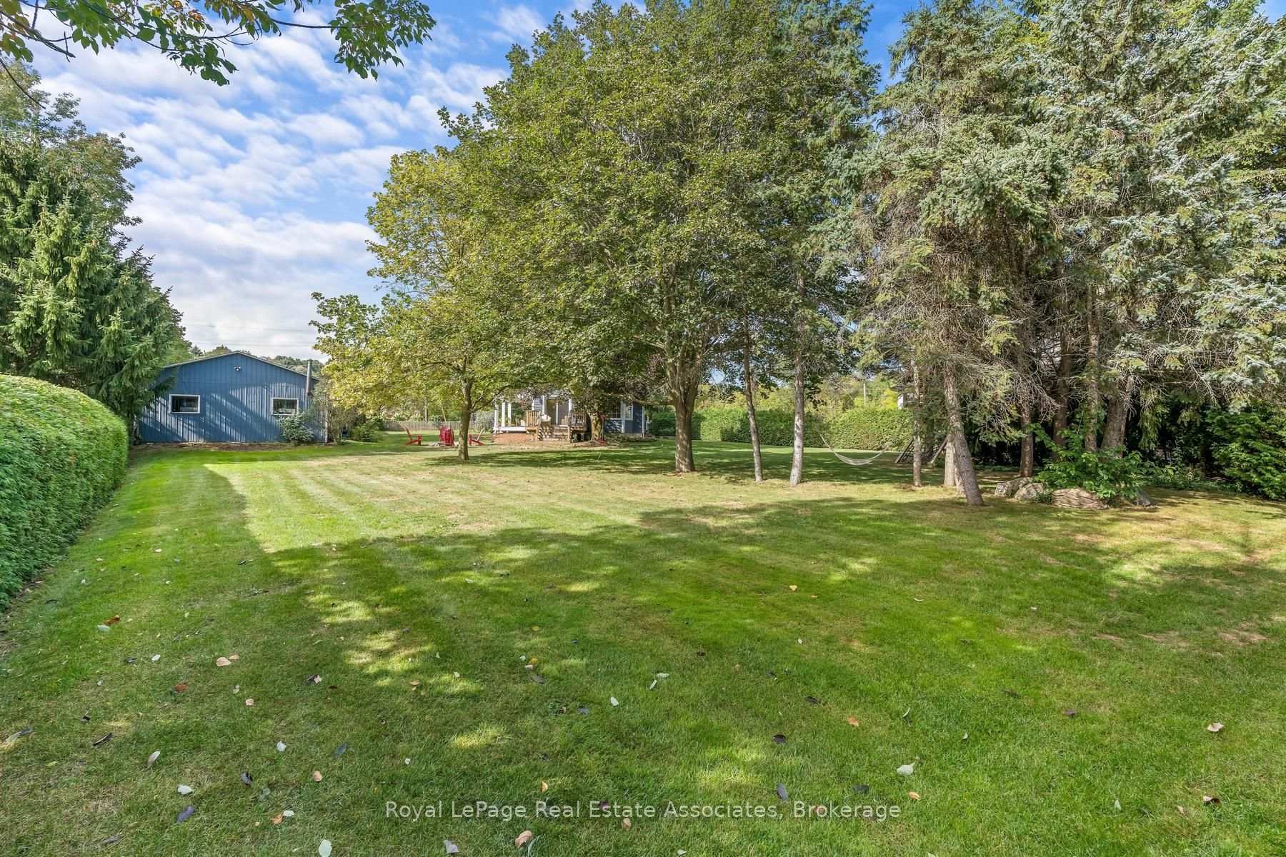 Photo 44 of 16 Wildwood Road, Halton Hills, Glen Williams — HOMEH