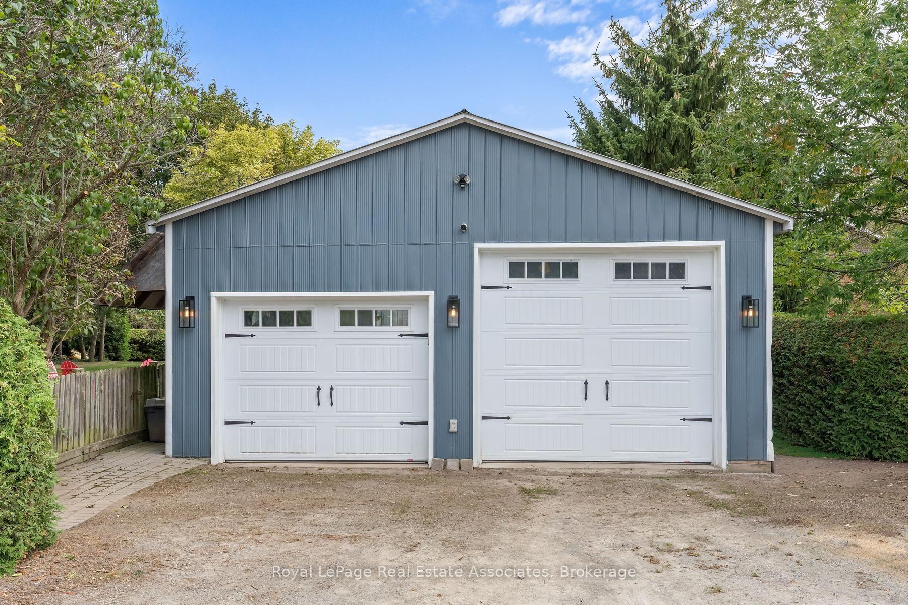 Photo 46 of 16 Wildwood Road, Halton Hills, Glen Williams — HOMEH
