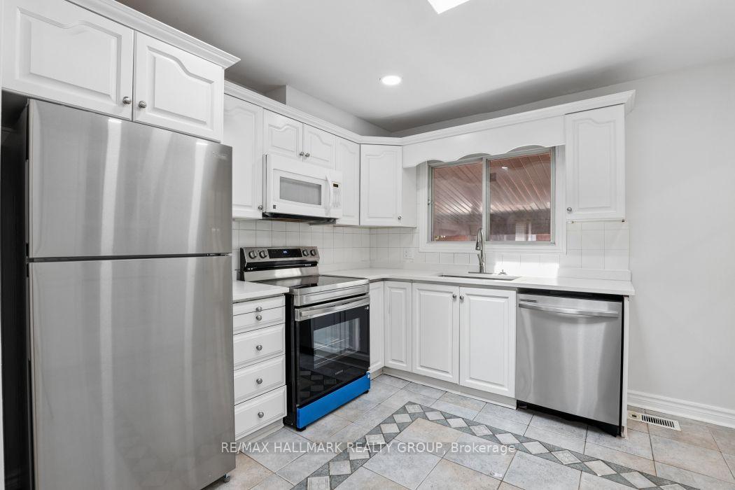 Photo 17 of 211 Harcourt Avenue, Ottawa, Woodroffe — HOMEH