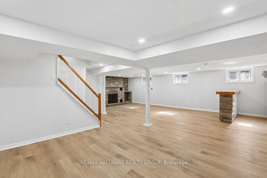 Photo 26 of 211 Harcourt Avenue, Ottawa, Woodroffe — HOMEH