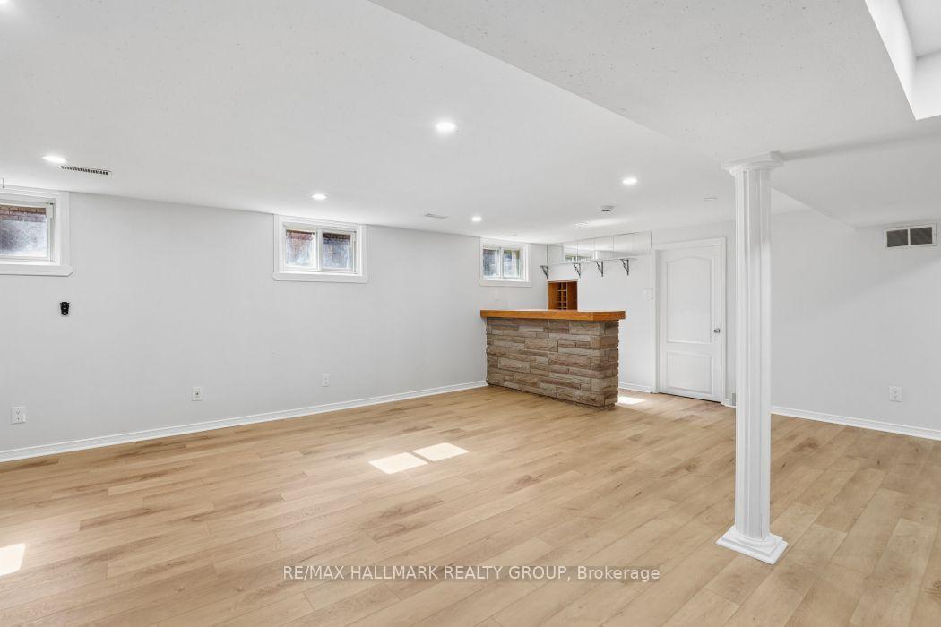 Photo 27 of 211 Harcourt Avenue, Ottawa, Woodroffe — HOMEH