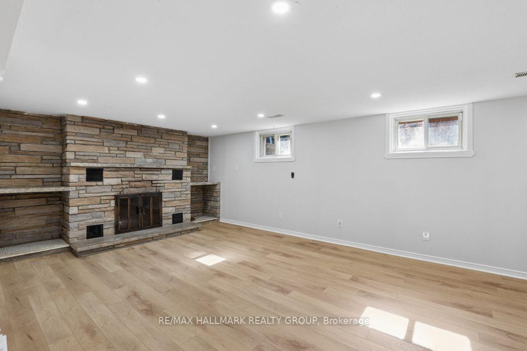 Photo 28 of 211 Harcourt Avenue, Ottawa, Woodroffe — HOMEH