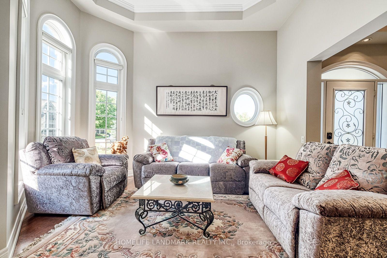 Photo 6 of 153 Britton Trail, Aurora, Aurora Estates — HOMEH