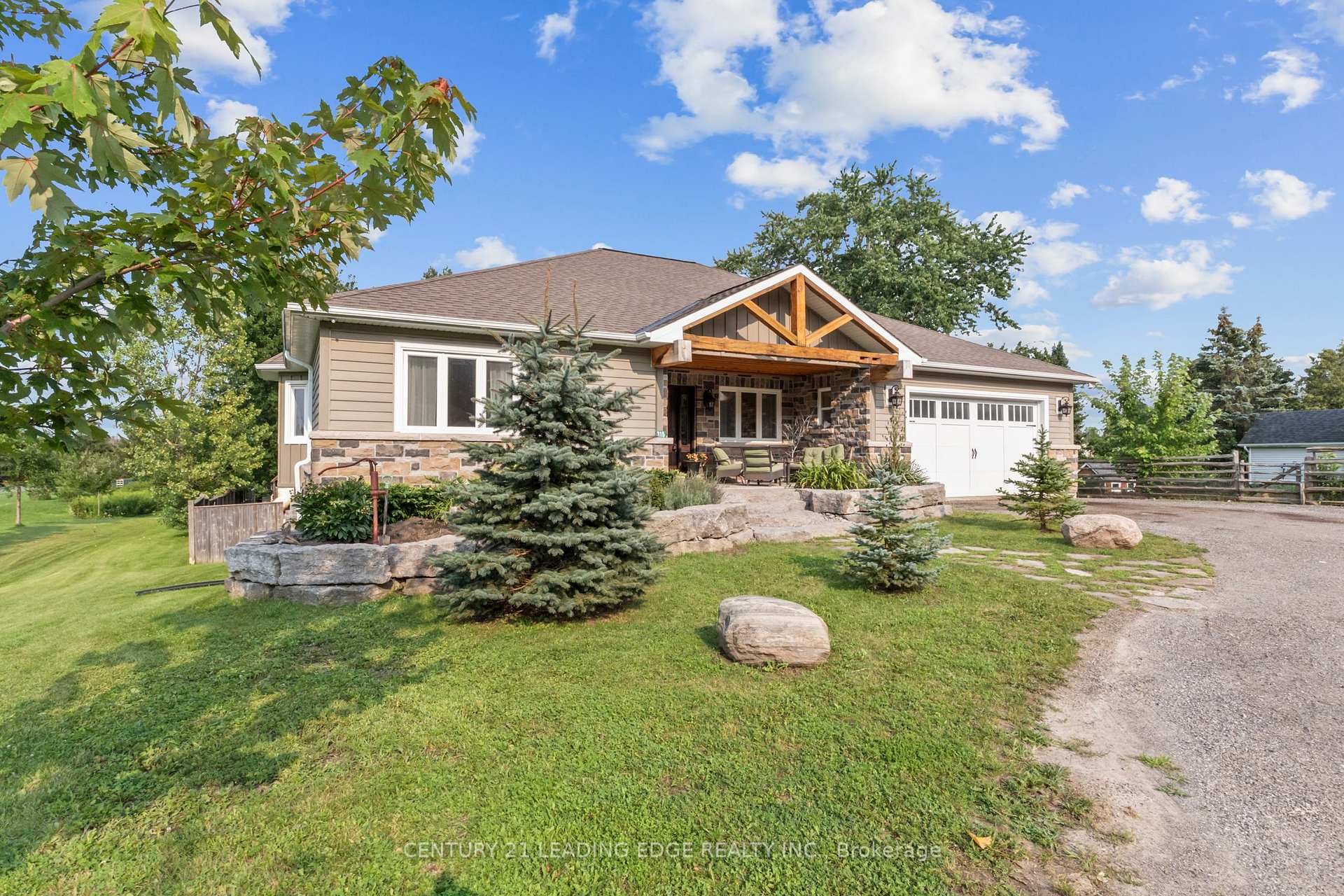 Photo 2 of 315 Main Street N, Uxbridge, Rural Uxbridge — HOMEH