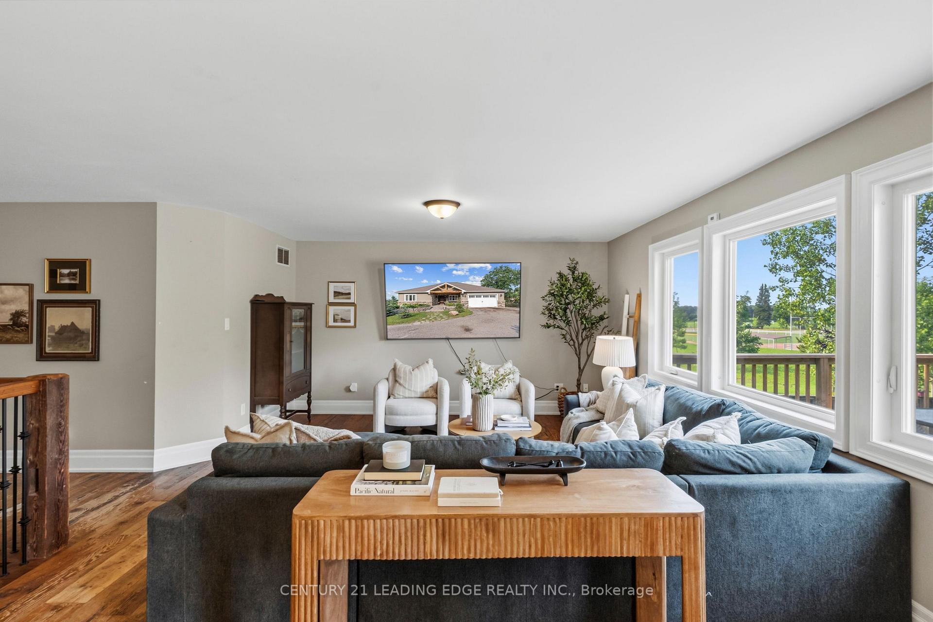 Photo 11 of 315 Main Street N, Uxbridge, Rural Uxbridge — HOMEH