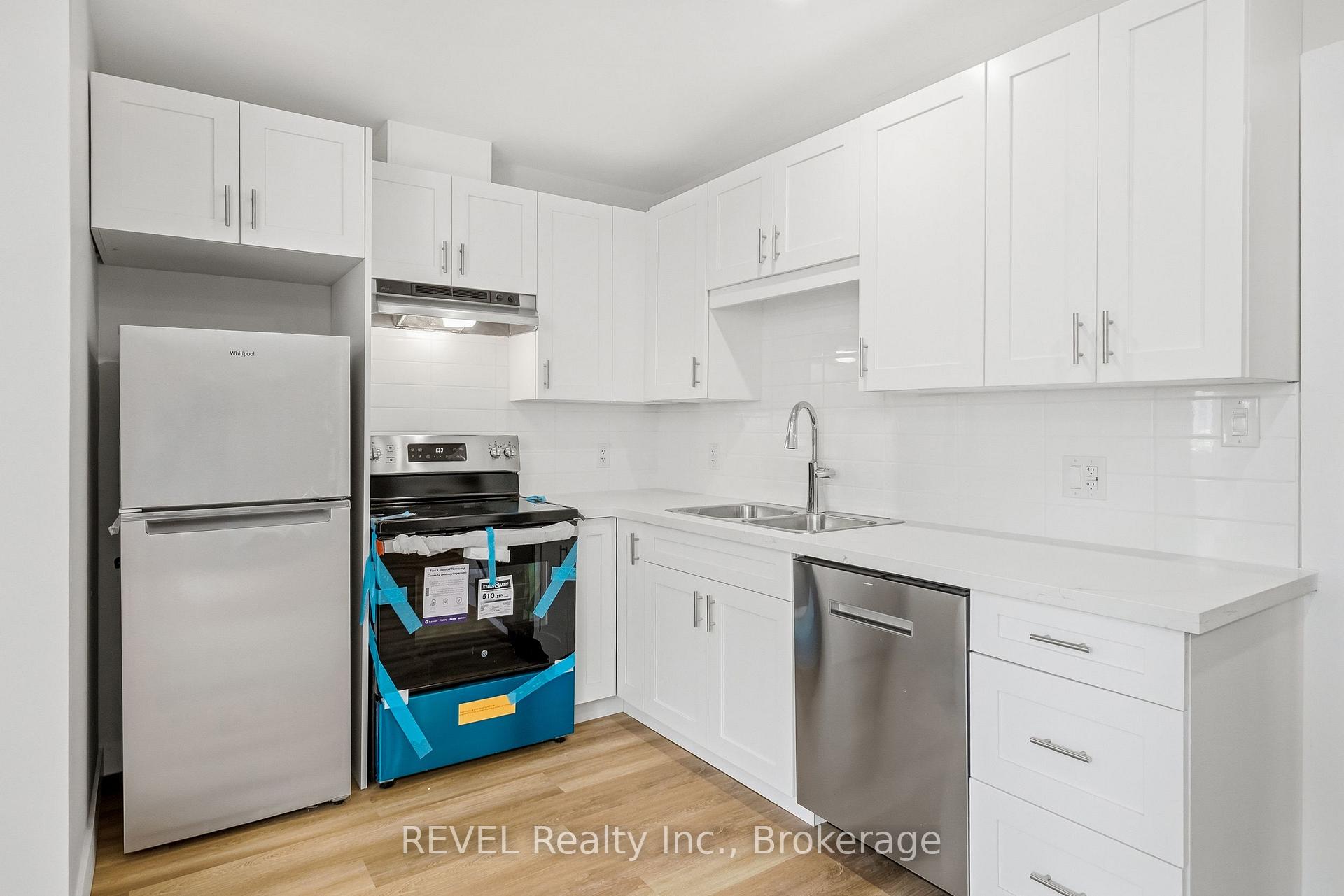 Photo 7 of Unit LOWER, 6166 Wildrose Crescent, Niagara Falls, Oldfield — HOMEH